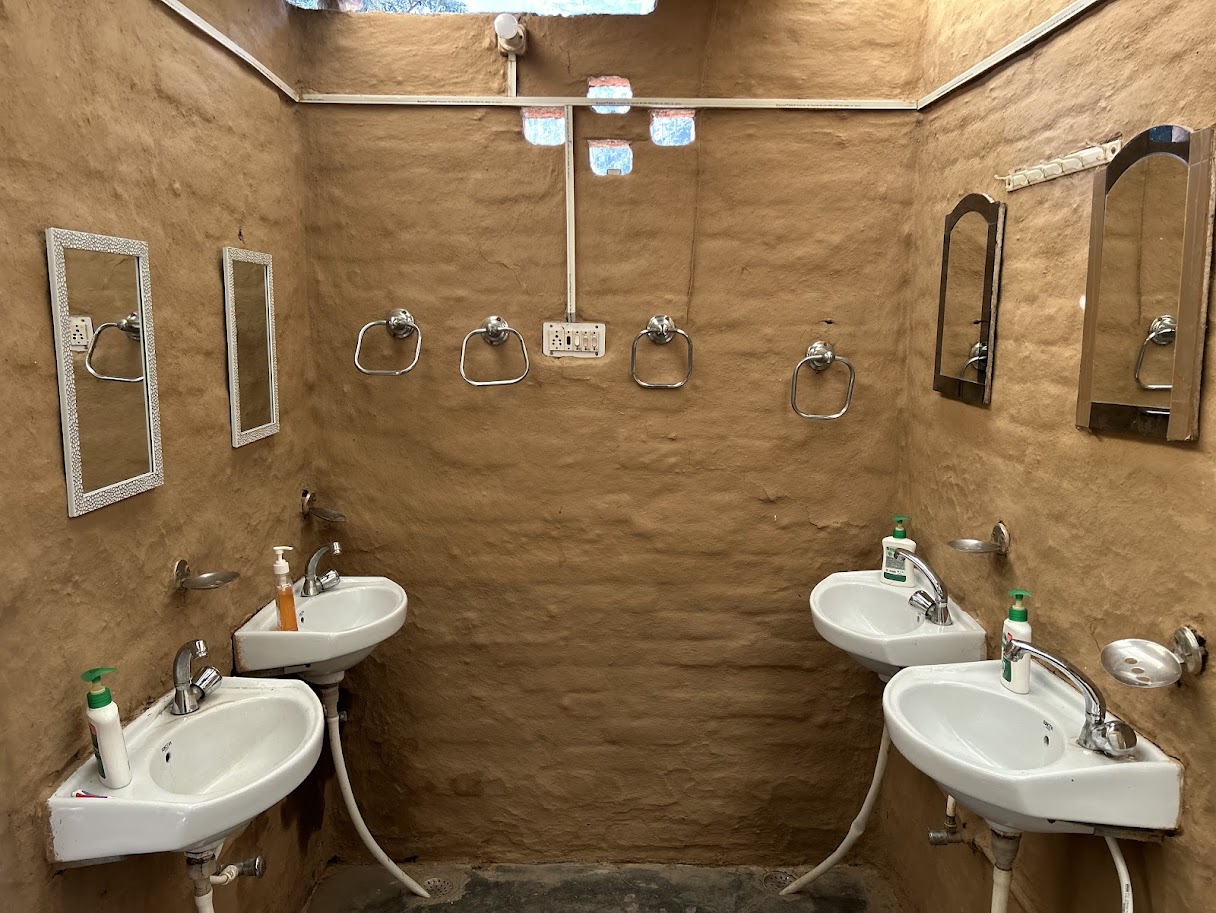 in-TENT-ionally basic