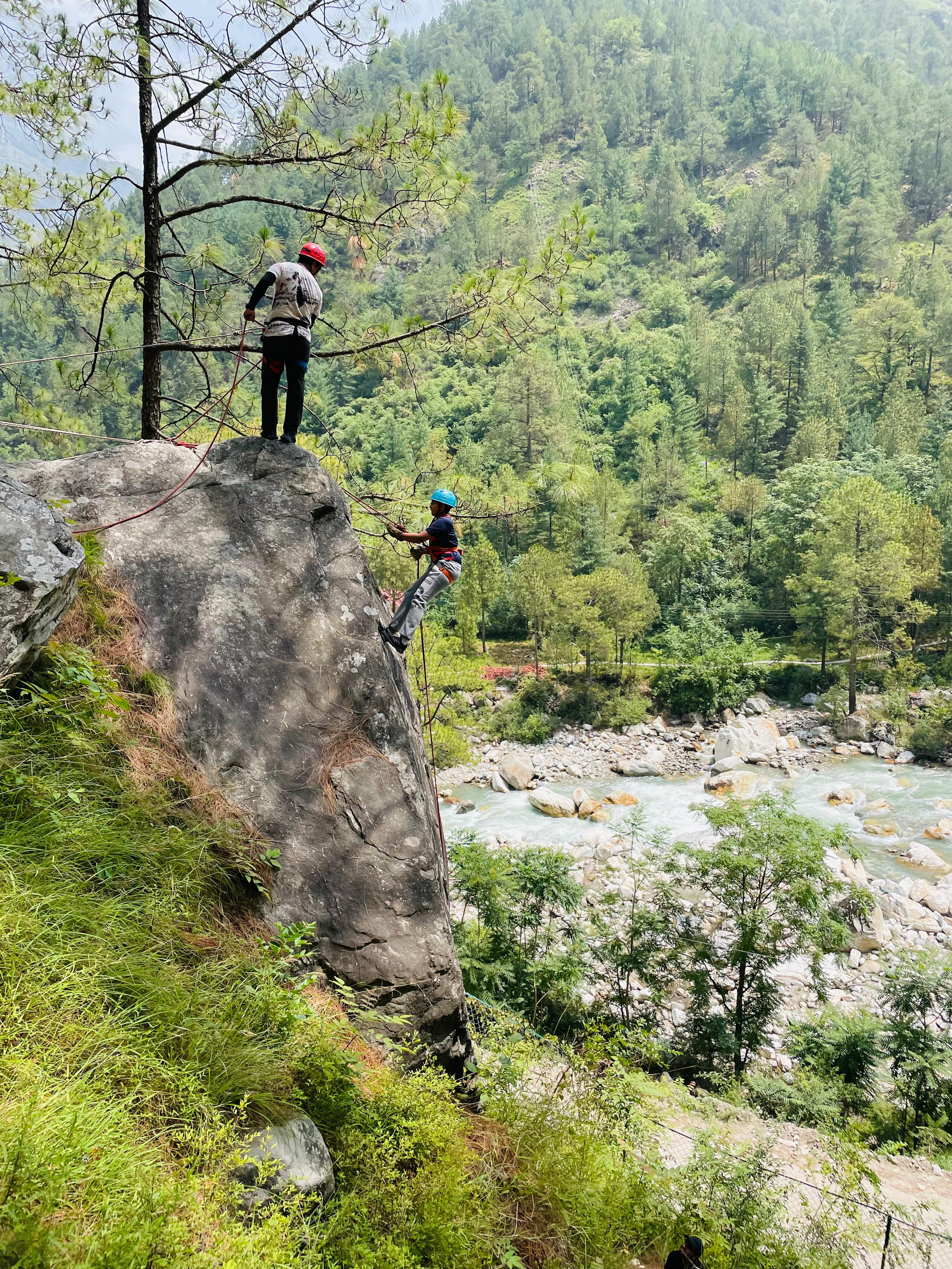 Step Up: River, Trail & Camp – Tirthan