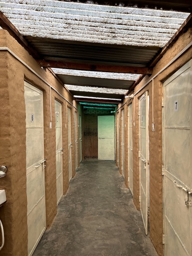 in-TENT-ionally basic